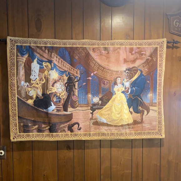 Disney Beauty and the Beast Tapestry - Disney parks includes hardware RARE - Picture 1 of 9